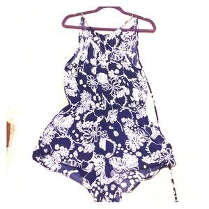 Summer Navy blue and white flowered romper